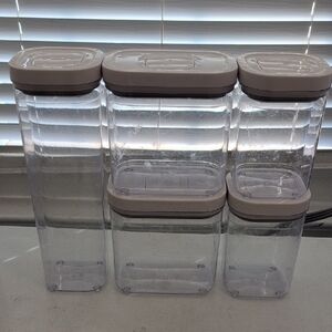 Set Of 5 Small Oxo Clear Food Storage Containers with Lids